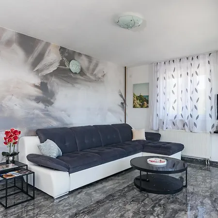 Family Harmony * Plano