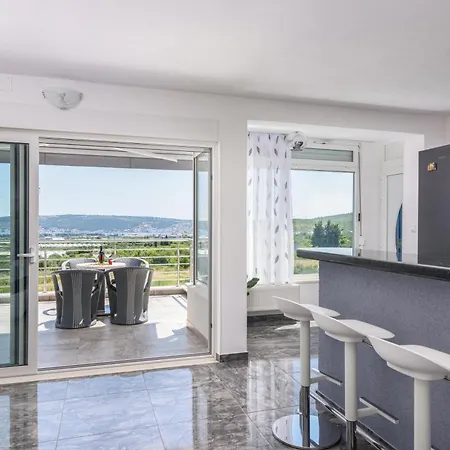 Family Harmony Apartment *