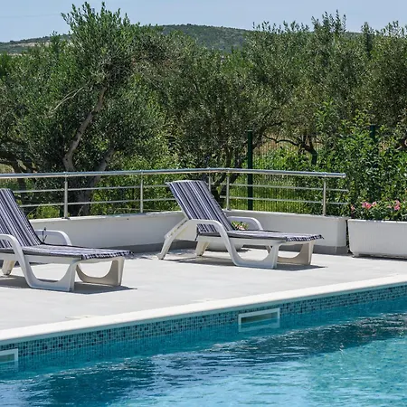 Family Harmony Apartment